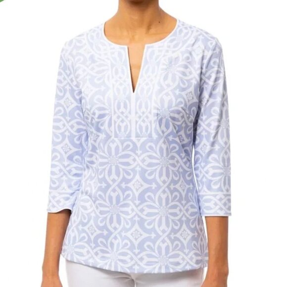 Gretchen Scott Split Neck 3/4 Sleeve Blouse in Piazza Pale Blue Size Medium - Picture 1 of 10